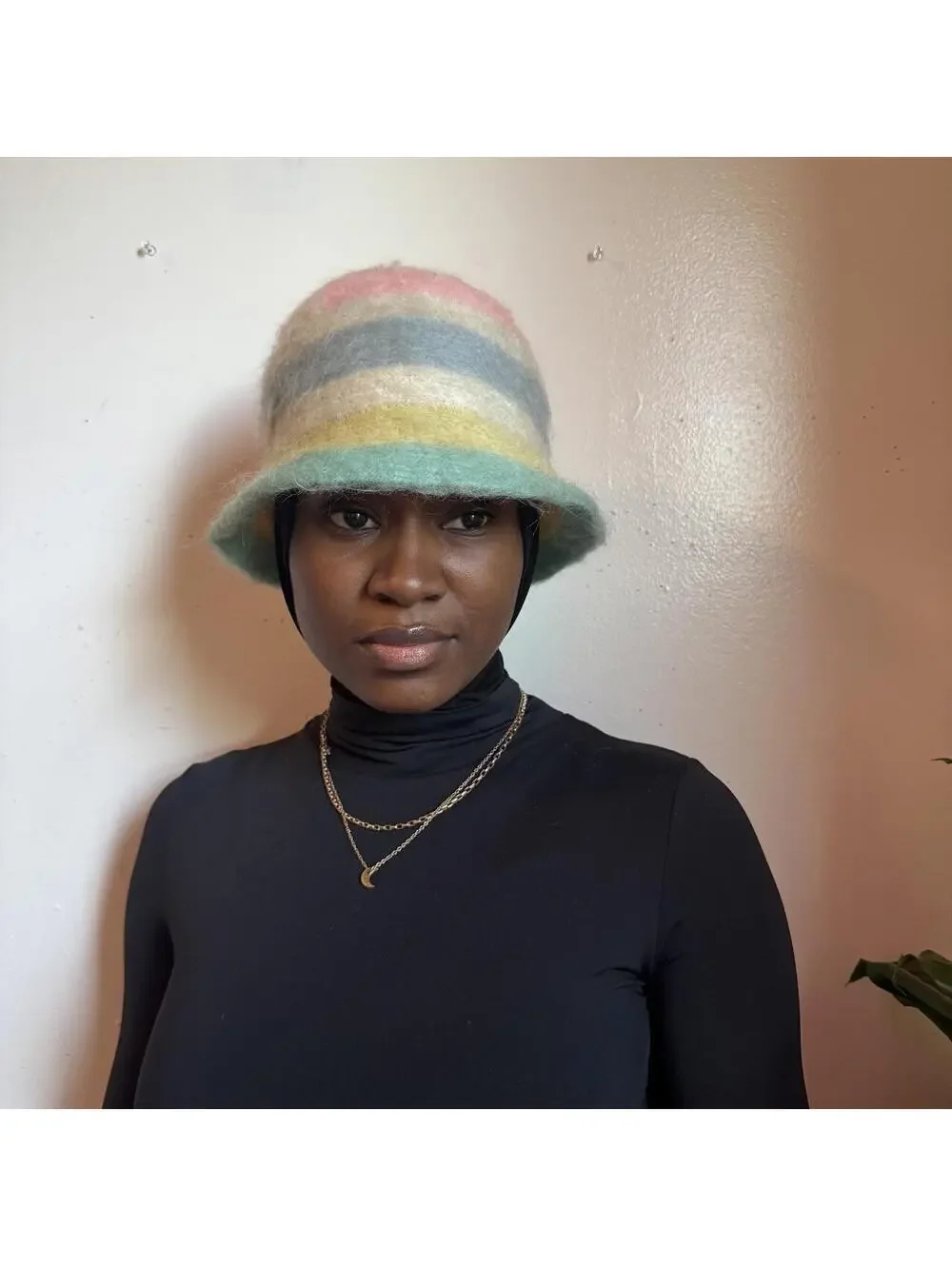 90s Italian Pastel Rainbow Striped Mohair Wool Bucket Hat 24